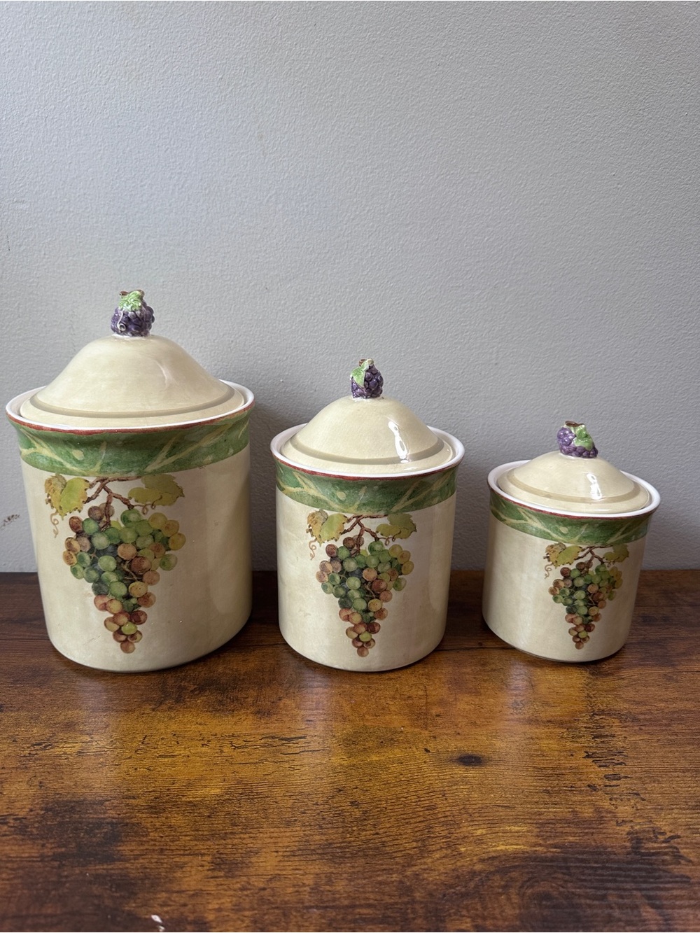e‎ Gourmet Chef Wine Country Ceramic Canister Set of 3 Grapes Vineyard Tuscan